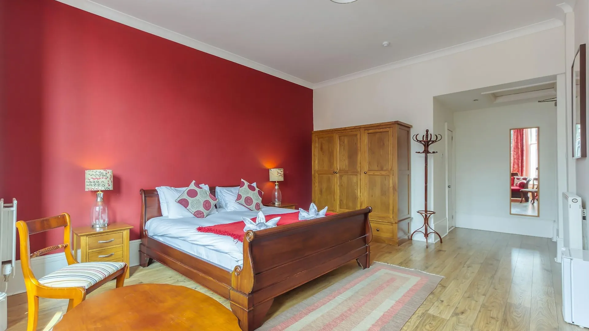 No32 Hotel EDI
