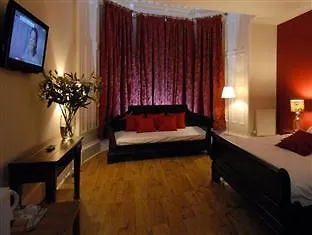 No32 Hotel EDI