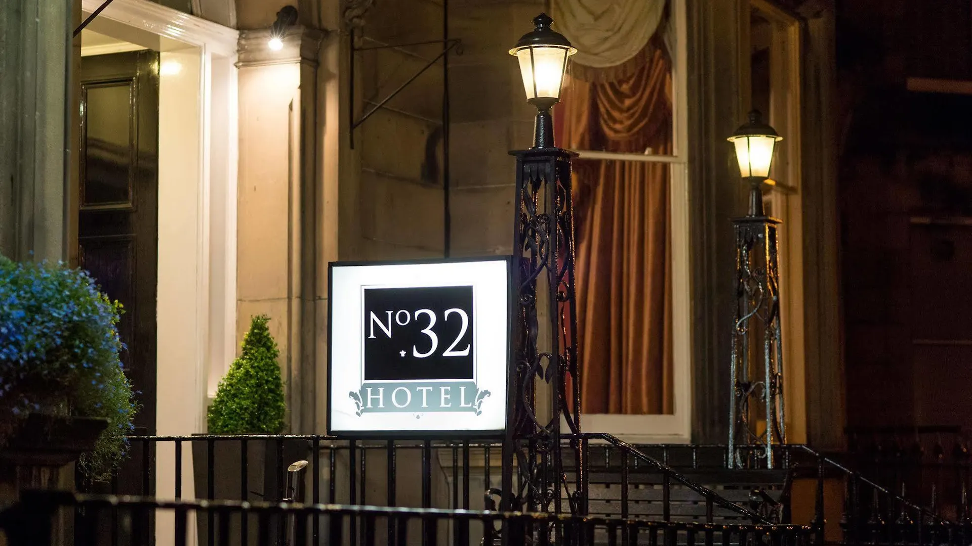 No32 Hotel EDI