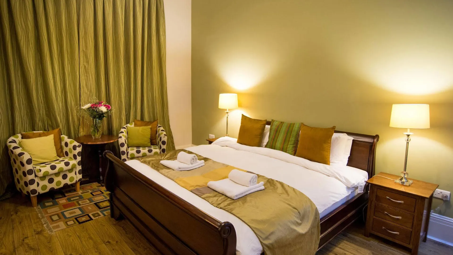 No32 Hotel EDI